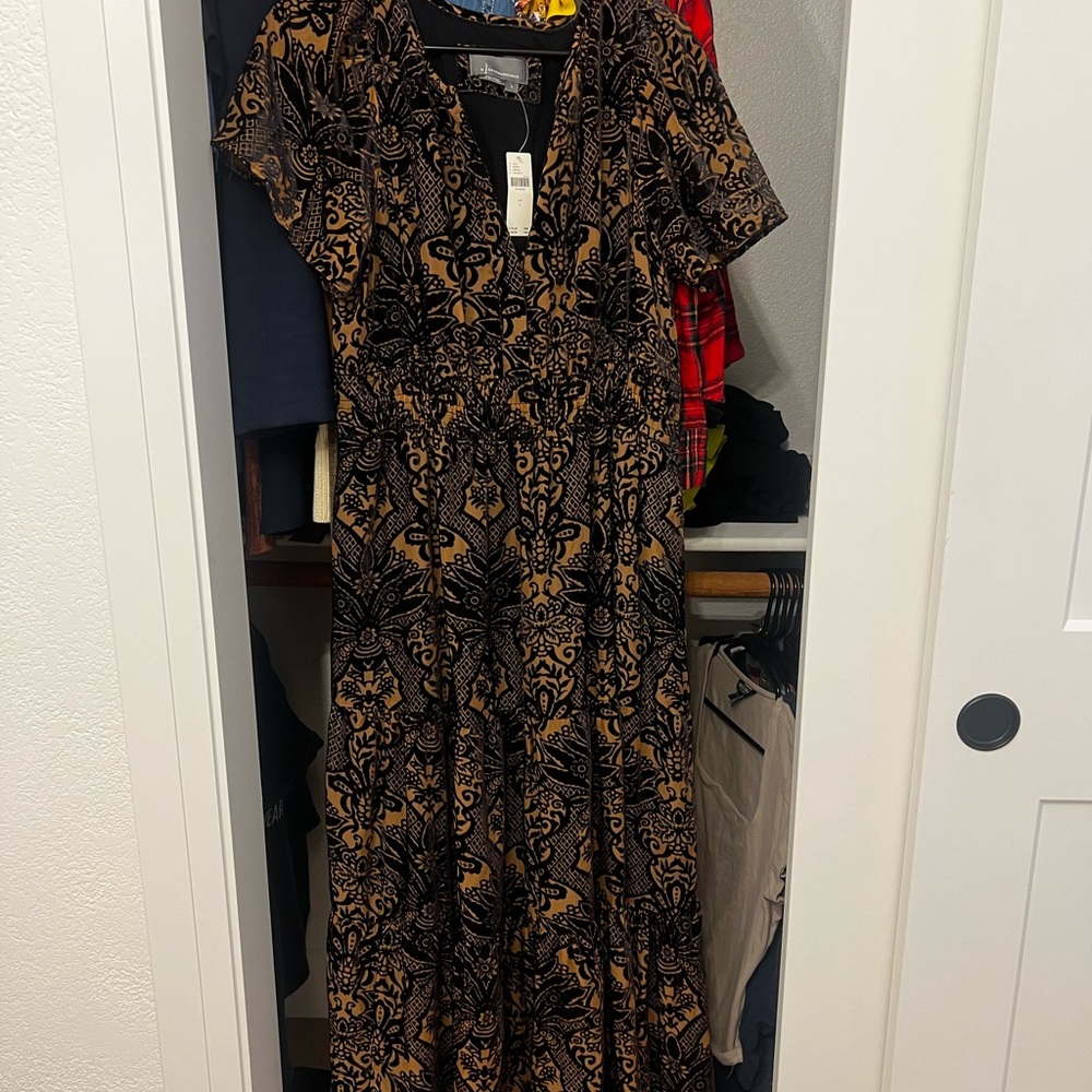 Black & Tan Floral Maxidress